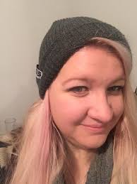 Carly Edwards (@carlyr1982)