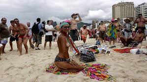Si, es Brasil: pero no haga toples»