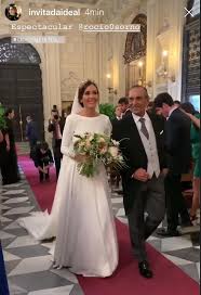 Encuentra el estilo original, un diseño muy personal y los precios y ofertas que buscas en invitaciones en murcia. Boda De Rocio Osorno La Disenadora Se Casa Con Coco Robatto