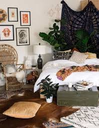 Bedding, boho wall decor, organization and style ideas for the perfect bohemian style bedroom. 15 Cutest Boho Dorm Rooms On Pinterest You Need To Copy Society19 Home Bedroom Bedroom Decor Interior
