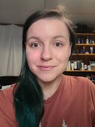 Hello!! I'm a nurse and struggle with rosacea (quite bad). My face is  constantly red and people make it worse when making comments like “are you  sunburnt or have you got a