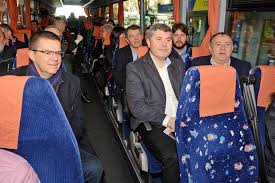 Oferta de profesionales y particulares desde 36.500 €. Os Buses Da Costa Da Morte Xa Entran No Centro Da Coruna Cee Que Pasa Na Costa