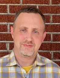 Andrew Cantrell's Instagram, Twitter & Facebook