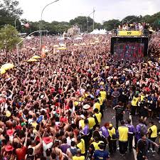 Centenas de milhares de foliões no carnaval de rua? Porque as contas não batem