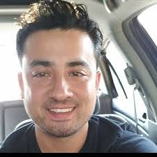 Derrick Berg's Instagram, Twitter & Facebook