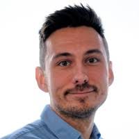 100+ profilů „Bernat“