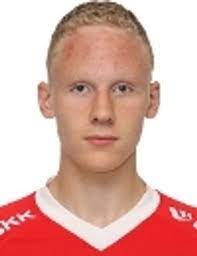 Barmen fifa 21 is 27 years old and has 3* skills and 3* weakfoot, and is right footed. Kristoffer Barmen Player Profile 2021 Transfermarkt