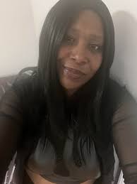 Thanks for the add, Ladies. A snippet about me: 47, divorced mother of 5  (two minors). I moved here in July from Massachusetts. I am in a committed  relationship, and have no