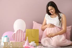 Trouver un cadeau femme enceinte original | Le Petit Pousse