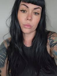 Ill play. What do I drive? (Aust if that helps) Answer: VW golf mk7 gti,  airbag light on!