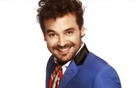 Contratar a Peter Alfonso