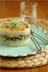 Que faire avec le reste d'un bon poulet rôti ???? Que Faire Avec Un Reste De Poulet Cuit Un Parmentier Tres Parfume Passion Gourmandise