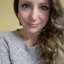 Amy Bashore's Instagram, Twitter & Facebook