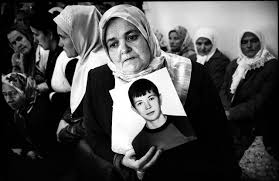 Srebrenica — srȅbrenica ž definicija naselje u i bosni (bih), 5800 stan.; Bosnia And Herzegovina The Fall Of Srebrenica And The Failure Of Un Peacekeeping Hrw
