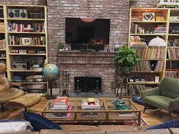 How he affords this nyc pad on an aspiring actor's wages? Designing Dev S Apartment From Master Of None An Interview On Decorating Your Place With Emmy Award Winning Production Designer Amy Williams Primer