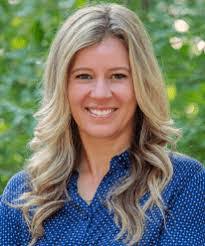 Marie Connelly's Instagram, Twitter & Facebook