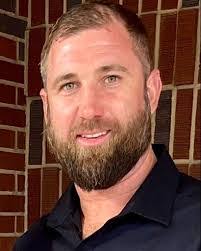 Luke Andrew's Instagram, Twitter & Facebook