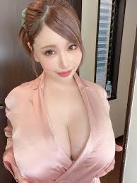 最新推荐！巨乳小只马《叶爱》精选作品介绍…… 