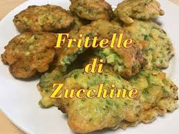 Le zucchine in pastella sono strepitose, un contorno semplice e sfizioso. Pin Auf Contorni Legumi Polenta Verdure Al Forno