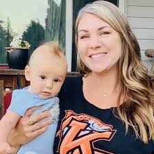 Steven Lowder's Instagram, Twitter & Facebook