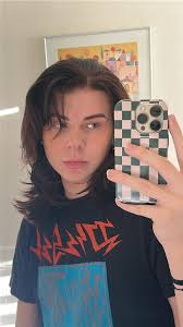 Hi everyone, I'm a 21 year old transfer student at LB. I'm looking for a  private room and either a private or shared bathroom. My budget is around  $1000-$1200 but can be