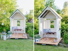 Die fahrradhalterung von michael marriot besteht aus einigen schichten holz, die miteinander in form eines großen z's verbunden. Eine Diy Gartenlaube Selber Bauen