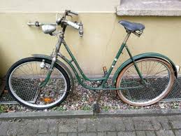 Verkaufe Dieses Uberaus Schone Grune Diamant Fahrrad Auf Dem Gerade Keine Kette Ist Diamant Fahrrad In Grun In Berlin Friedri Fahrrad Gruner Diamant Diamant