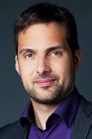 Simon Mackenzie's Instagram, Twitter & Facebook