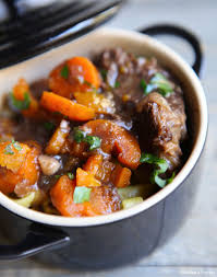 Boeuf Aux Carottes Et Au Vin Rouge A L Autocuiseur Recette Boeuf Carotte Recette Boeuf Carotte Recettes De Cuisine