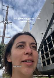 How to Pack Scrambled Eggs for Work