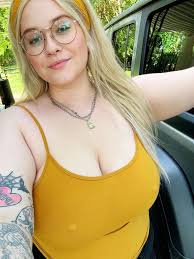 Can you tell me if Ana is added to the end of the last name does that mean  you are a single woman and if ova is added you are married in