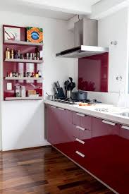 Red cabinets and islands (if you have extra space) look great when paired with black color, natural stone, or wood. 25 Bold And Inspiring Red Kitchen Decor Ideas Shelterness