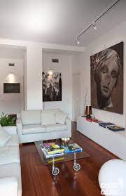 Pin Su Salone