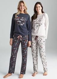 Us Polo 16125 Uzun Kollu Desenli Pijama Takim 2019 Kategorimizde Begeninize Sunuldu Us Polo 16125 Uzun Kollu Desenli Pijama Takim Iceri Pijama Tarz Moda Moda