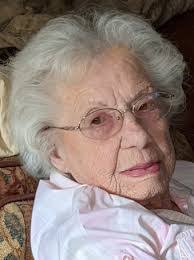 Tanya Waggoner's Instagram, Twitter & Facebook