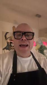 RIGTIG GODT NYTÅR VENNER 🥰🥂🎆🫶 Vi ses allerede igen 1. januar mellem kl.  12-20 til burger og reperationsbajer 🍔🍻 #stempelcph #enghaveplads  #vesterbro