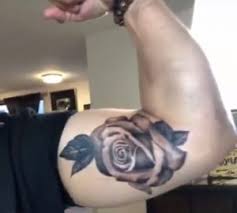 A través de algunos enlaces en vivo por su cuenta de instagram, el. Lupillo Tapa A Mayeli Con Hojas De Rosa Sin Espinas Soy Grupero