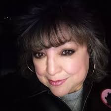 Any one know if Chile stands around dtown and for how much???