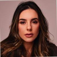 Adrienne Krause's Instagram, Twitter & Facebook