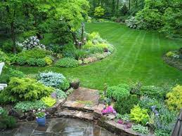 Reader Photos Sally S Garden In Maryland Fine Gardening Large Backyard Landscaping Large Yard Landscaping Beautiful Gardens
