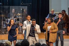 MERGE Worship provides diverse, student-focused worship services