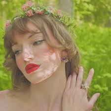 Selenichast 18K Gold Enamel Iris Flower Pearl Ring Nature Jewelry Gift for  Women