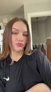 Autumn Bermudez's Instagram, Twitter & Facebook