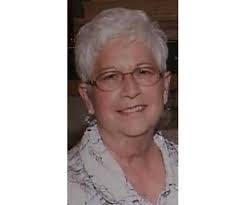 Jackie Seal's Instagram, Twitter & Facebook