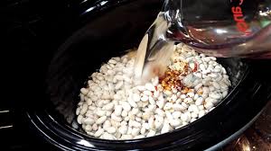 Discard bay leaf, taste and season with salt and pepper. How To Cook Great Northern Beans In A Crock Pot Simple Cooking With Eric Youtube