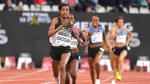 With a lap to go in… Sifan Hassan Is The Most Versatile Runner In The World Youtube