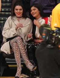Kendall jenner was seen spending time with nba player jordan clarkson, 23, while out on the town. Did Kendall Jenner Confirm Her Relationship With Basketball Star Jordan Clarkson With La Lakers Jacket Photo Mirror Online