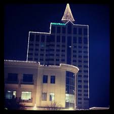 Town Center Lit For Christmas 2012 In Virginia Beach Thanks Daniela Gaudino For This Pin Virginia Beach Holiday Lights Virginia