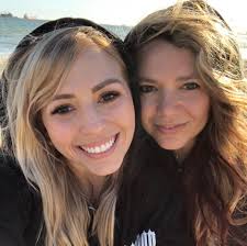 Jamie Manning and Taylor Farrell's Wedding Website