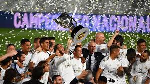 Go behind the scenes with real madrid as zinedine zidane's side secured an important laliga point at villarreal, with mariano on the scoresheet. Zidane S Real Madrid Clinches Victory In Spanish League